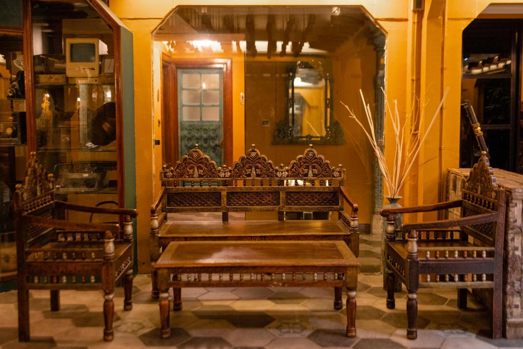 Heritage Hotel Suites And Spa Pokhara Exteriör bild