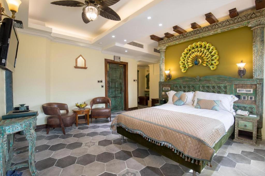 Heritage Hotel Suites And Spa Pokhara Exteriör bild
